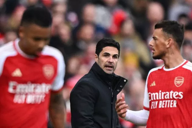 arsenal palace arteta white