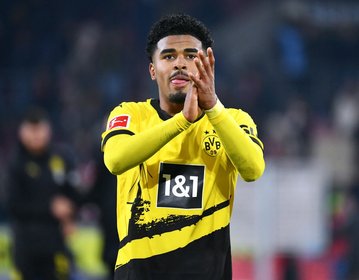 borussia dortmund lb ian maatsen Ian Maatsen could be sold by Chelsea this summer
