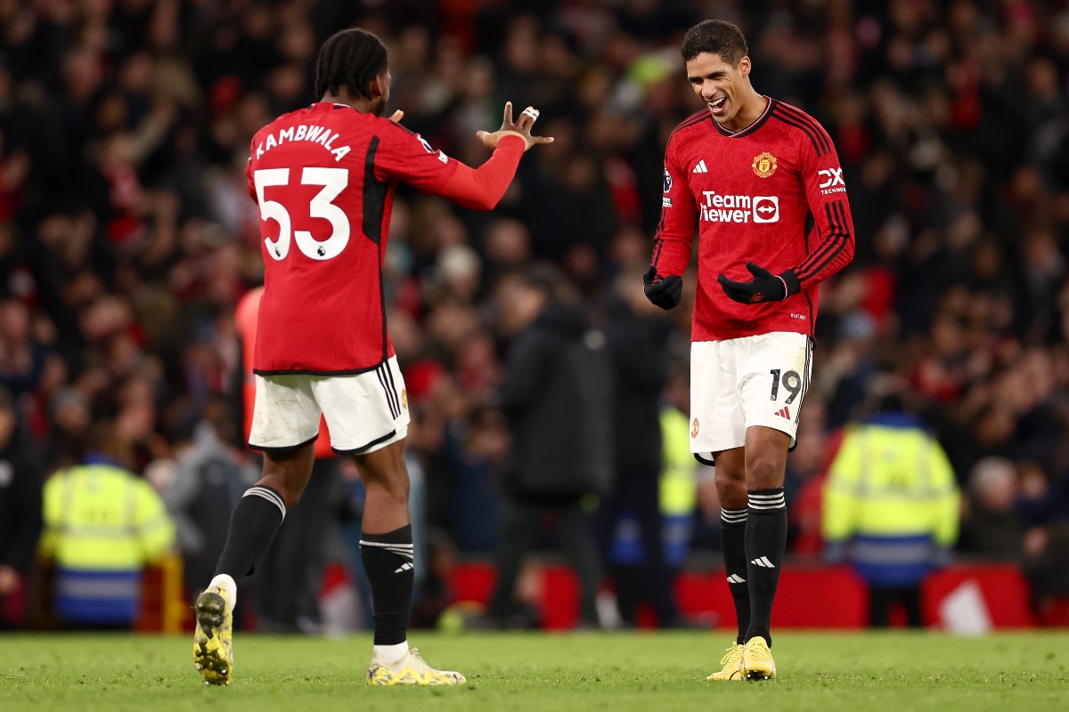 man united villa raphael varane