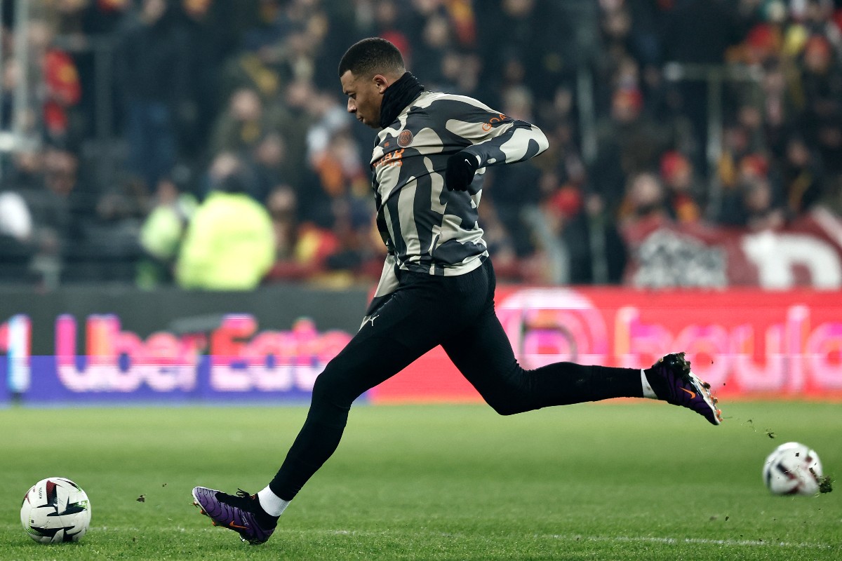 paris saint-germain lens mbappe paris saint-germain lens mbappe
