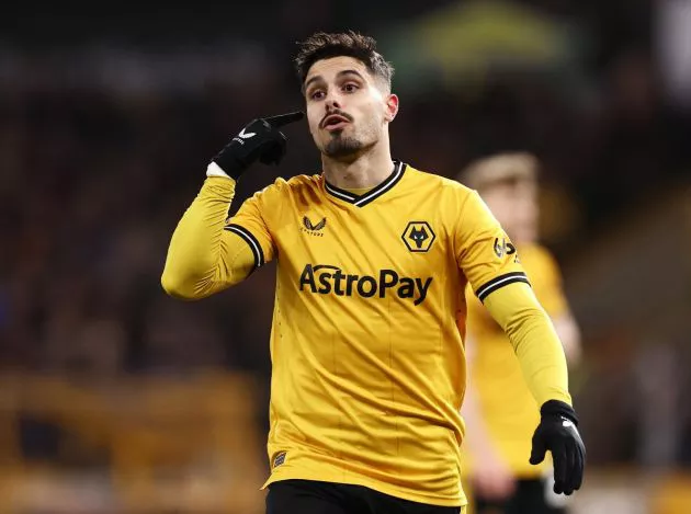 WWFC Pedro Neto Arsenal Tottenham
