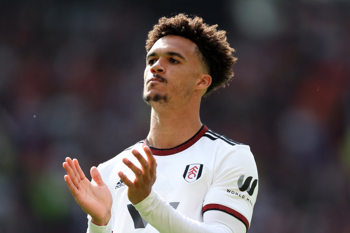 Antonee Robinson Fulham Premier League Man United