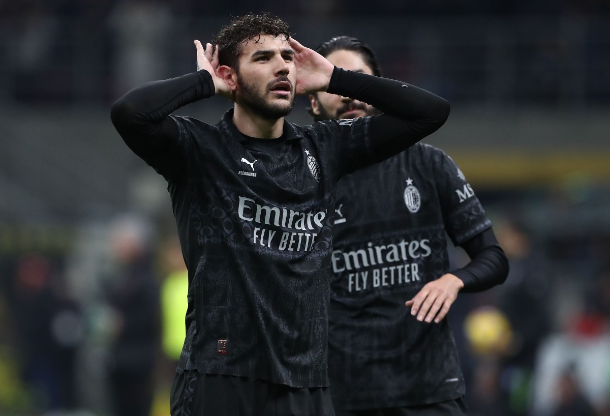 ac milan napoli theo hernandez