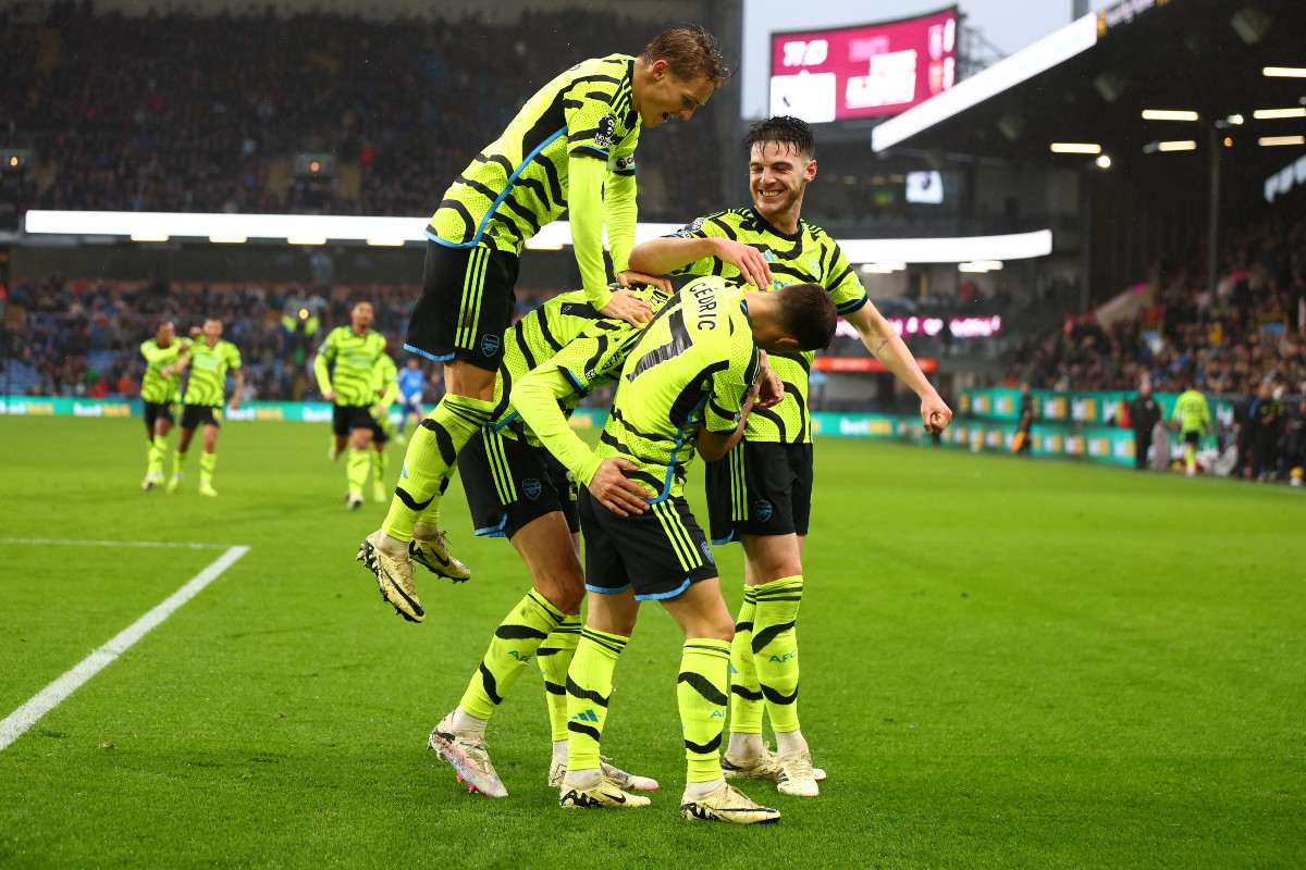 burnley arsenal cedric soares declan rice