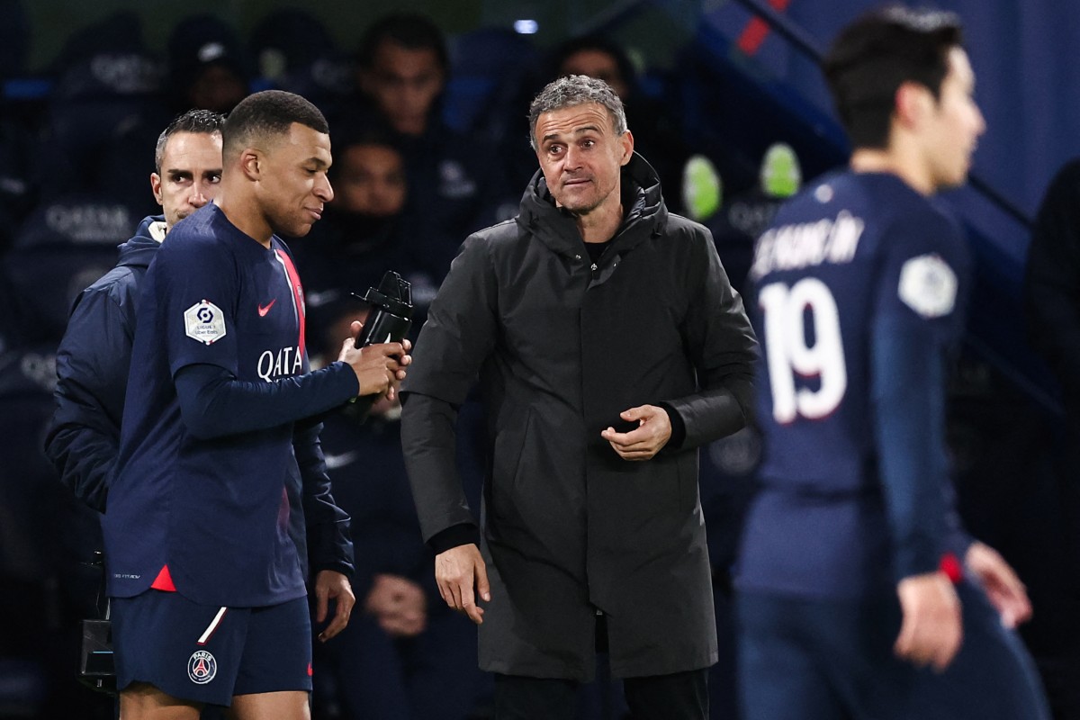 psg metz kylian mbappe and luis enrique
