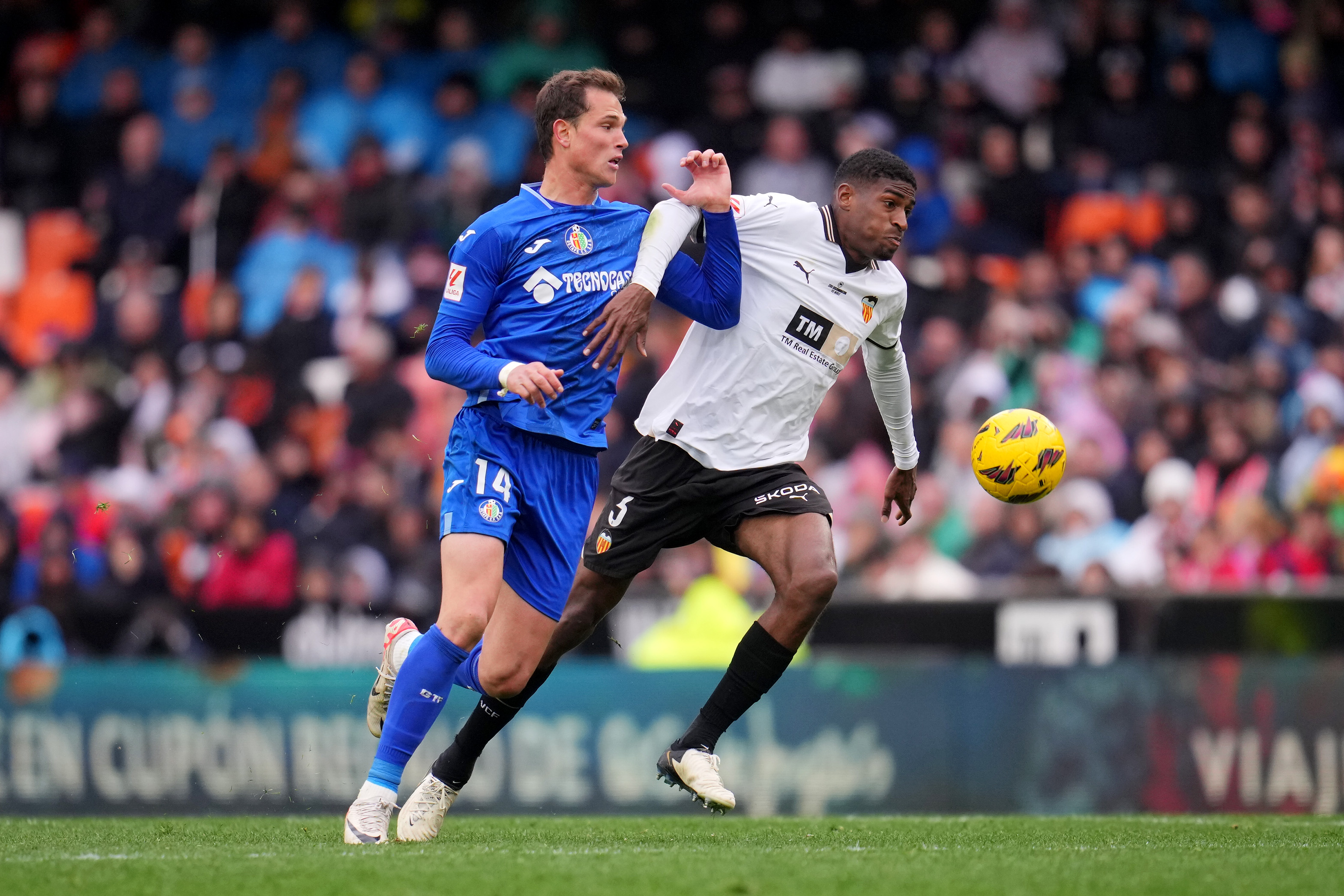 Cristhian Mosquera in action for Valencia