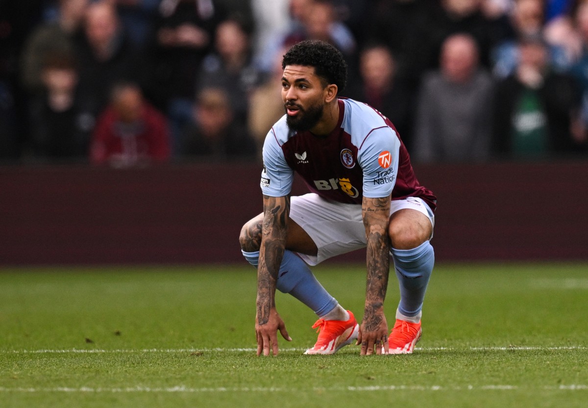 Aston Villa Douglas Luiz Premier League Barcelona Juventus want Aston Villa midfielder Douglas Luiz