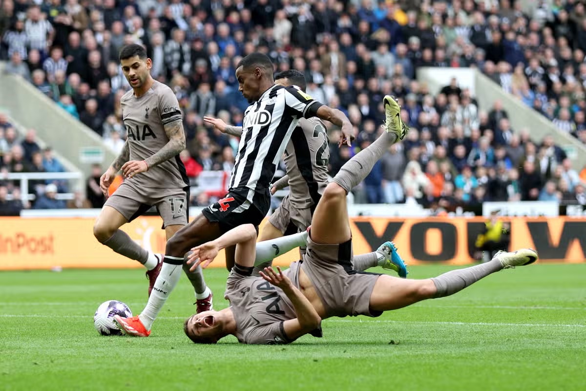Newcastle Tottenham Premier League