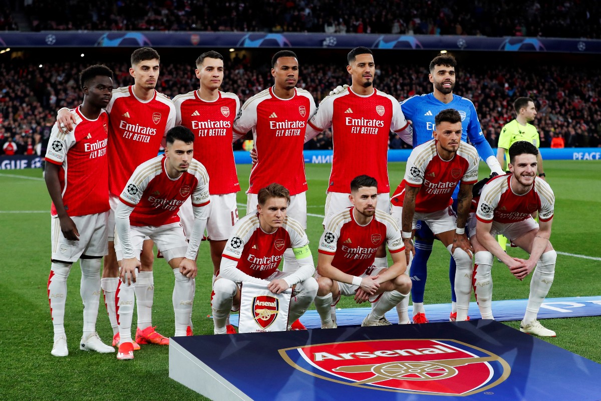 arsenal line up vs bayern munich saliba rice raya saka havertz jorginho white gabriel kiwior