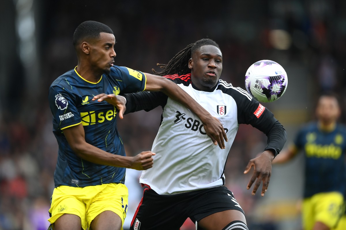 fulham newcastle isak