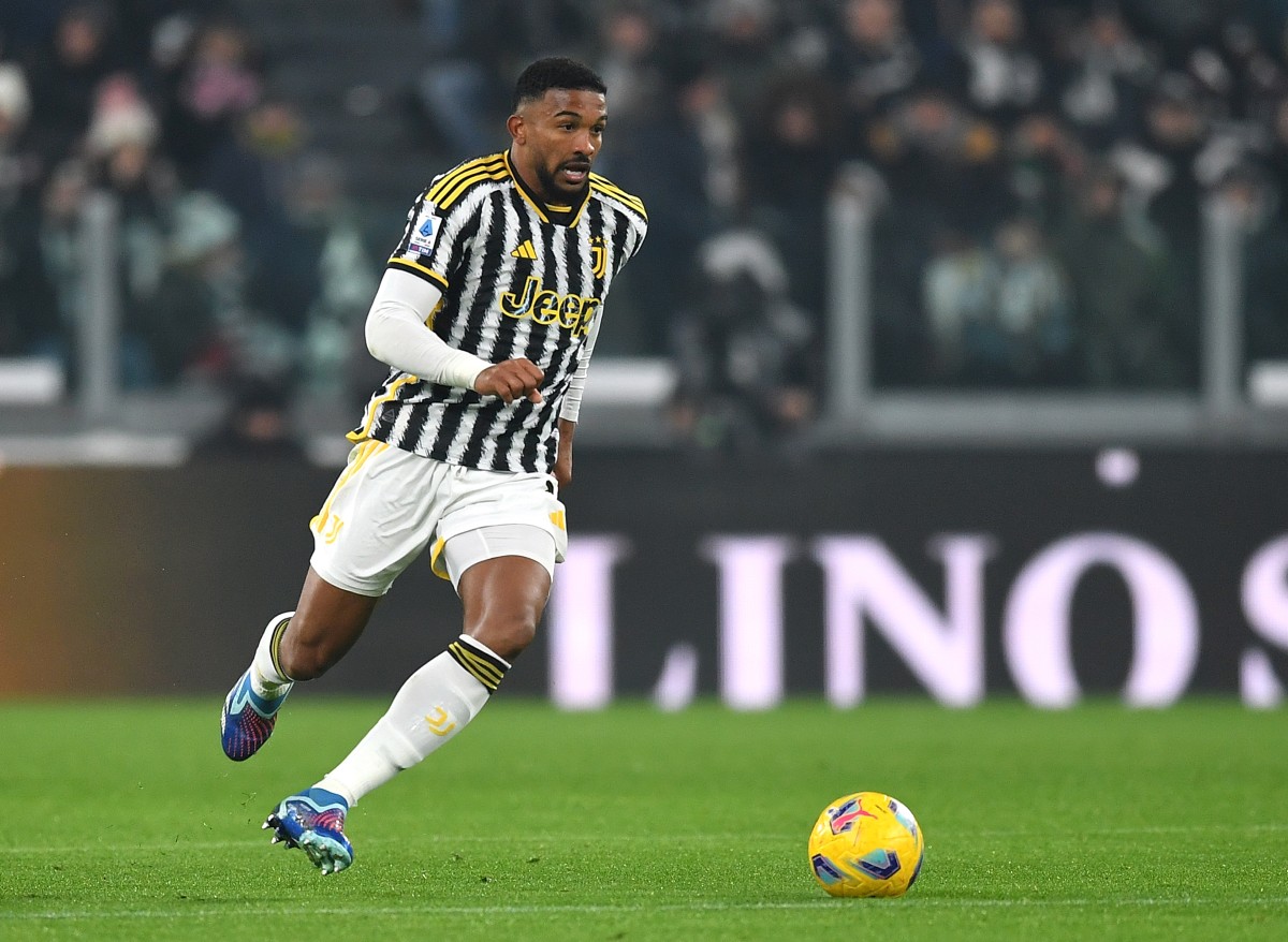 Juventus' Gleison Bremer is admired by Liverpool