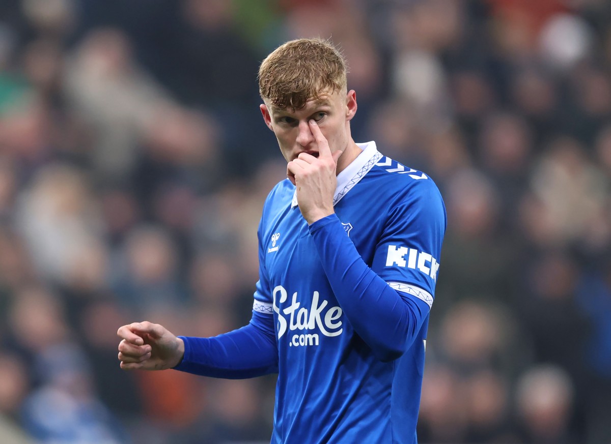 newcastle everton jarrad branthwaite premier league everton jarrad branthwaite man united