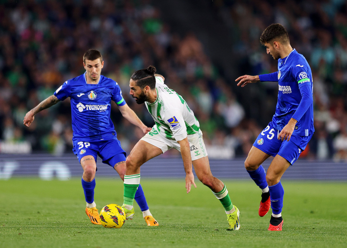 Brighton transfer news: Seagulls want Yellu Santiago