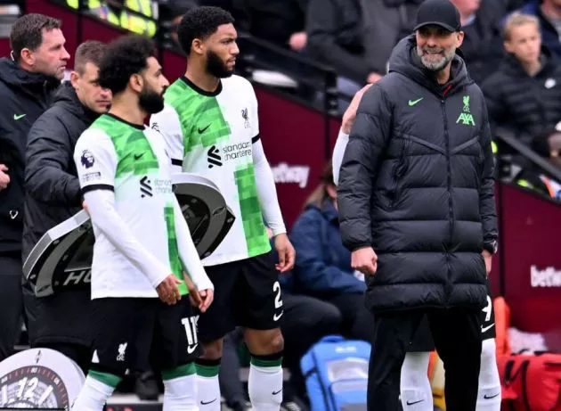 salah gomez klopp lfc