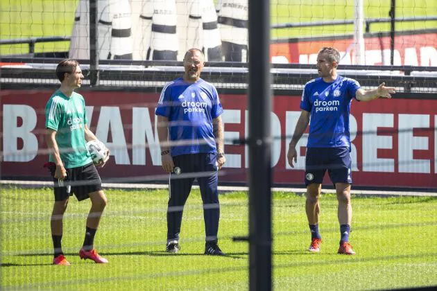 van persie coaching