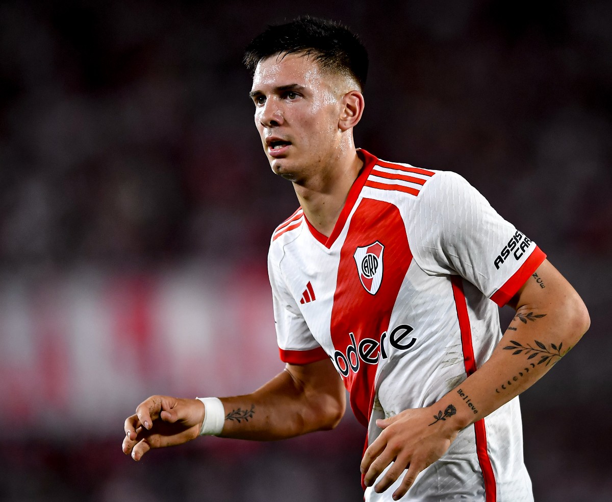Franco Mastantuono vs velez Franco Mastantuono vs velez