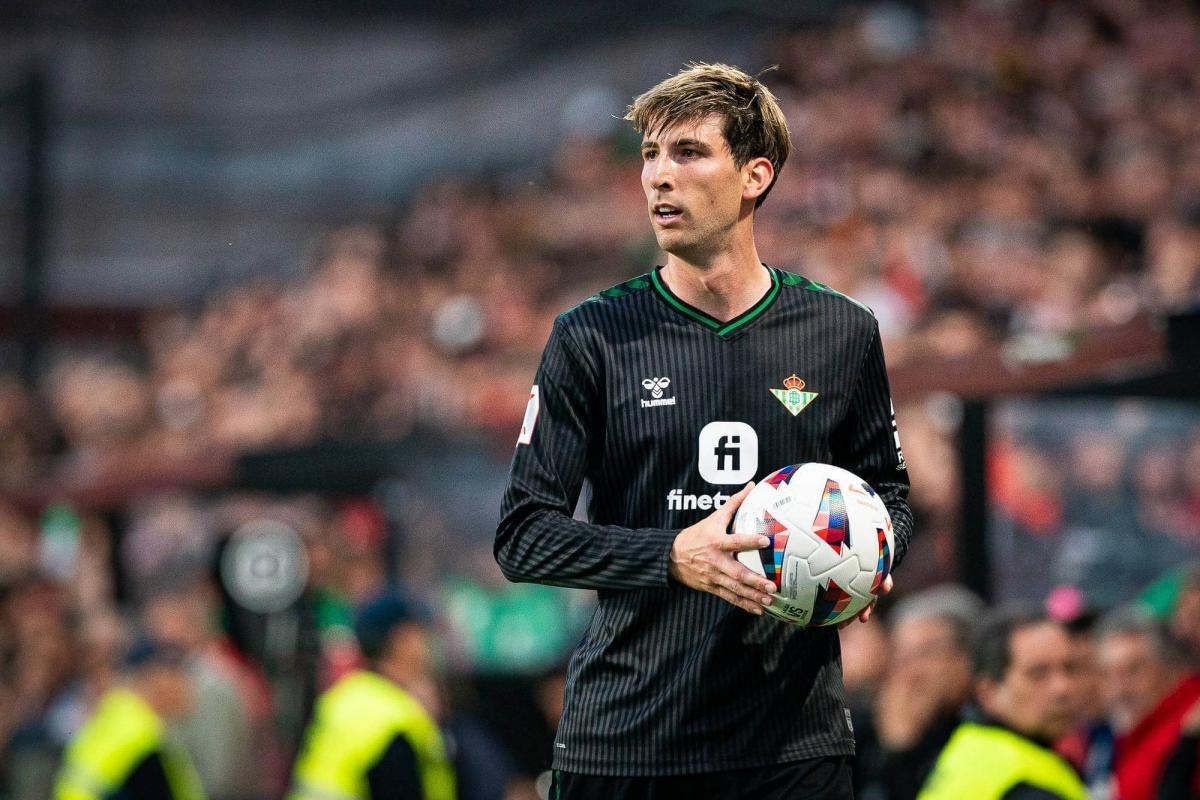Juan Miranda Real Betis Crystal Palace Premier League