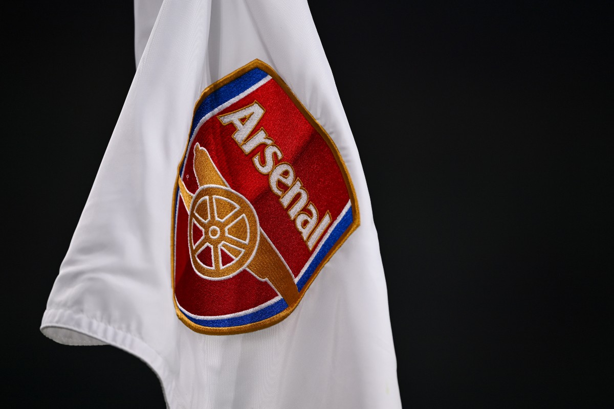 arsenal flag emirates stadium 2023