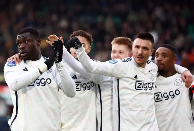 nec ajax brobbey bergwijn