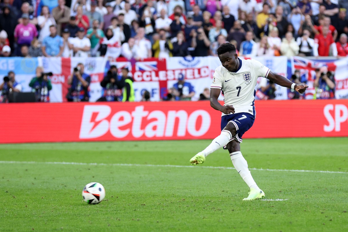 england saka penalty switzerland
