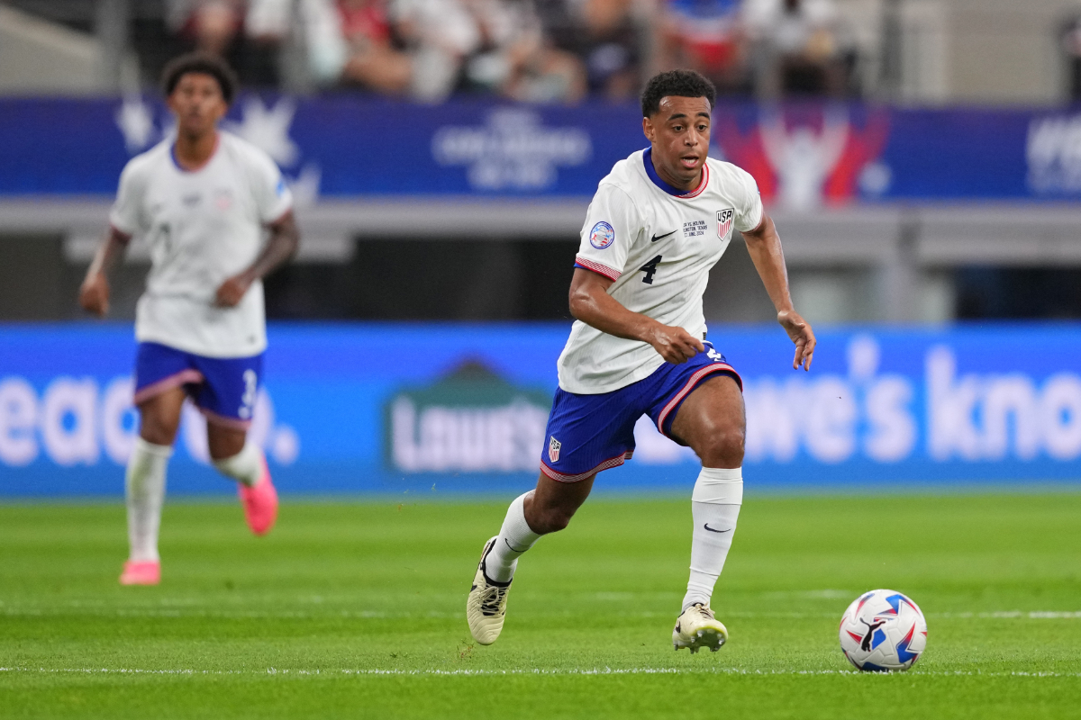 Tyler Adams of United States controls the ball during the CONMEBOL Copa America 2024 Group C match between United States and Bolivia at AT&T Stadium on June 23, 2024 in Arlington, Texas.