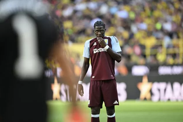 Aston Villa's Belgian midfielder Amadou Onana in action