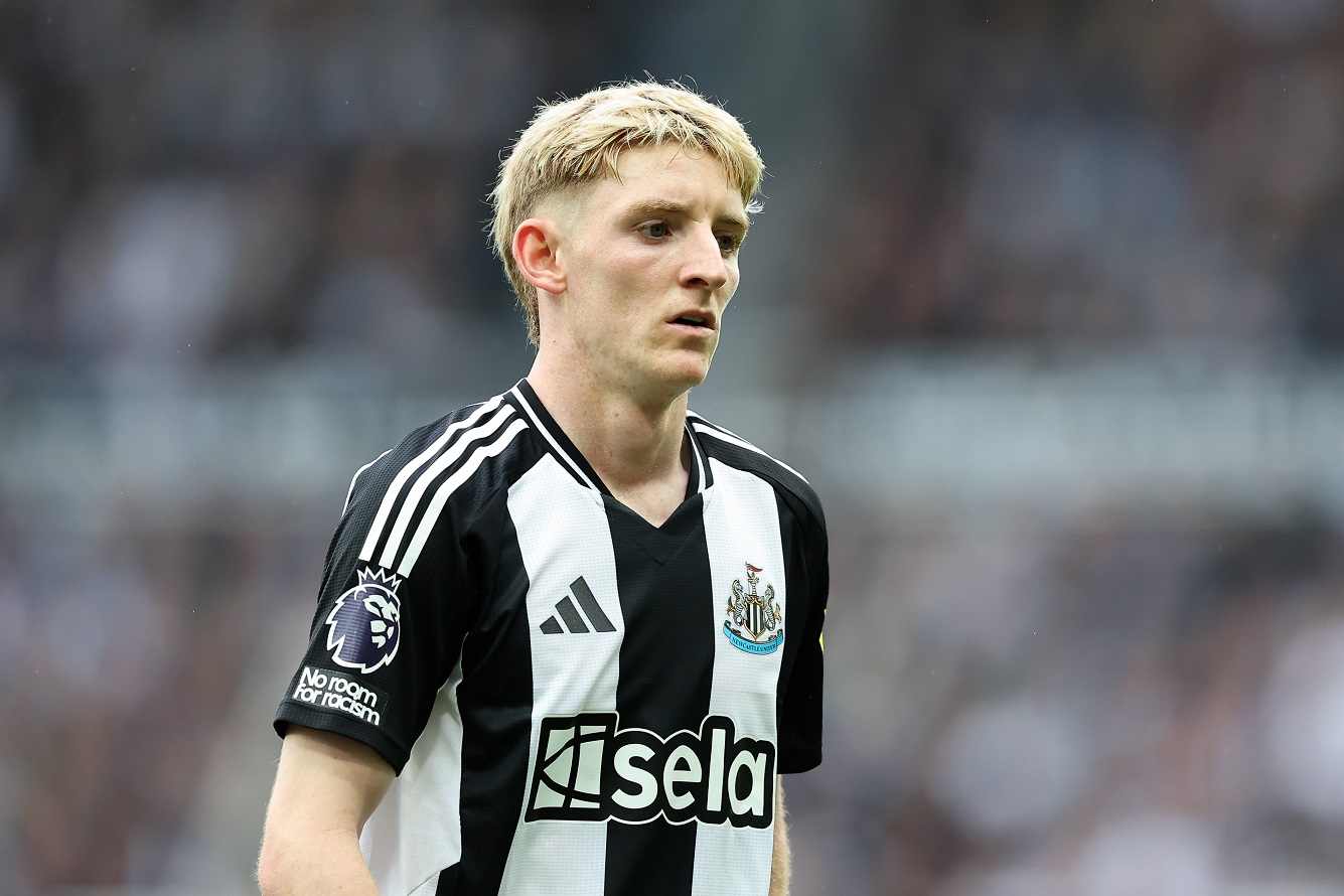 Anthony Gordon recently signed a new Newcastle United contract.