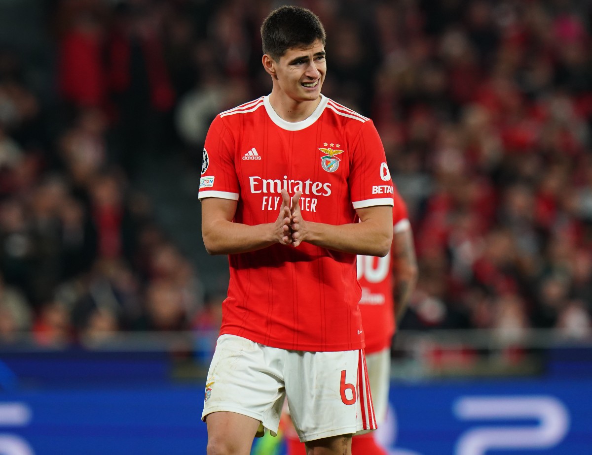 Chelsea, Man United and Arsenal keen on Antonio Silva and Tomas Araujo.