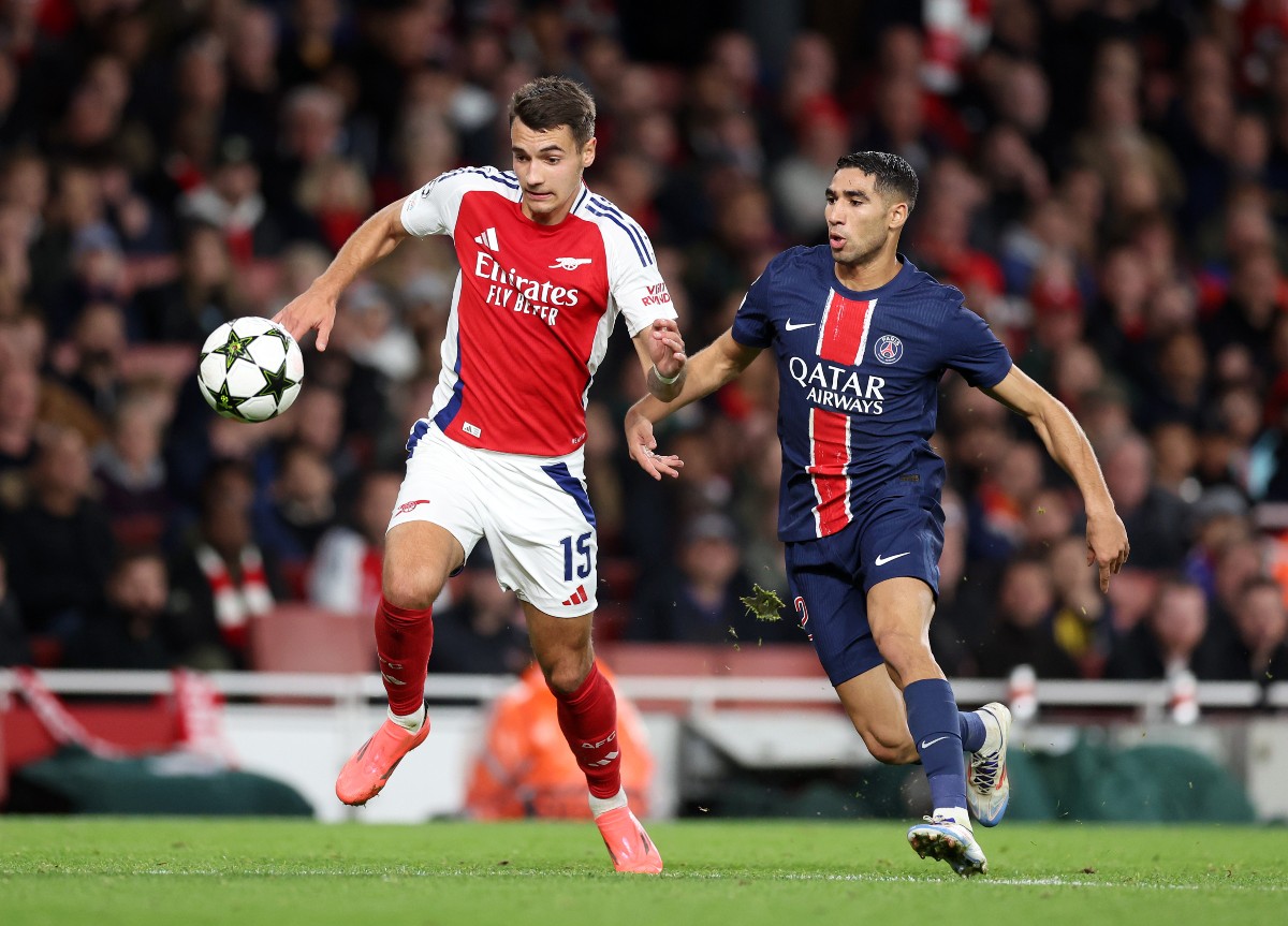 Jakub Kiwior during Arsenal's win over PSG
