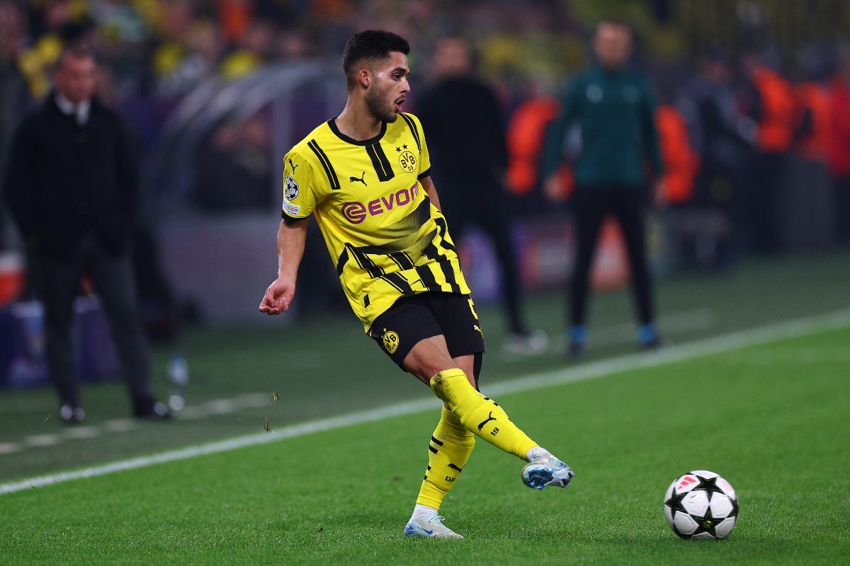 Borussia Dortmund's Yan Couto