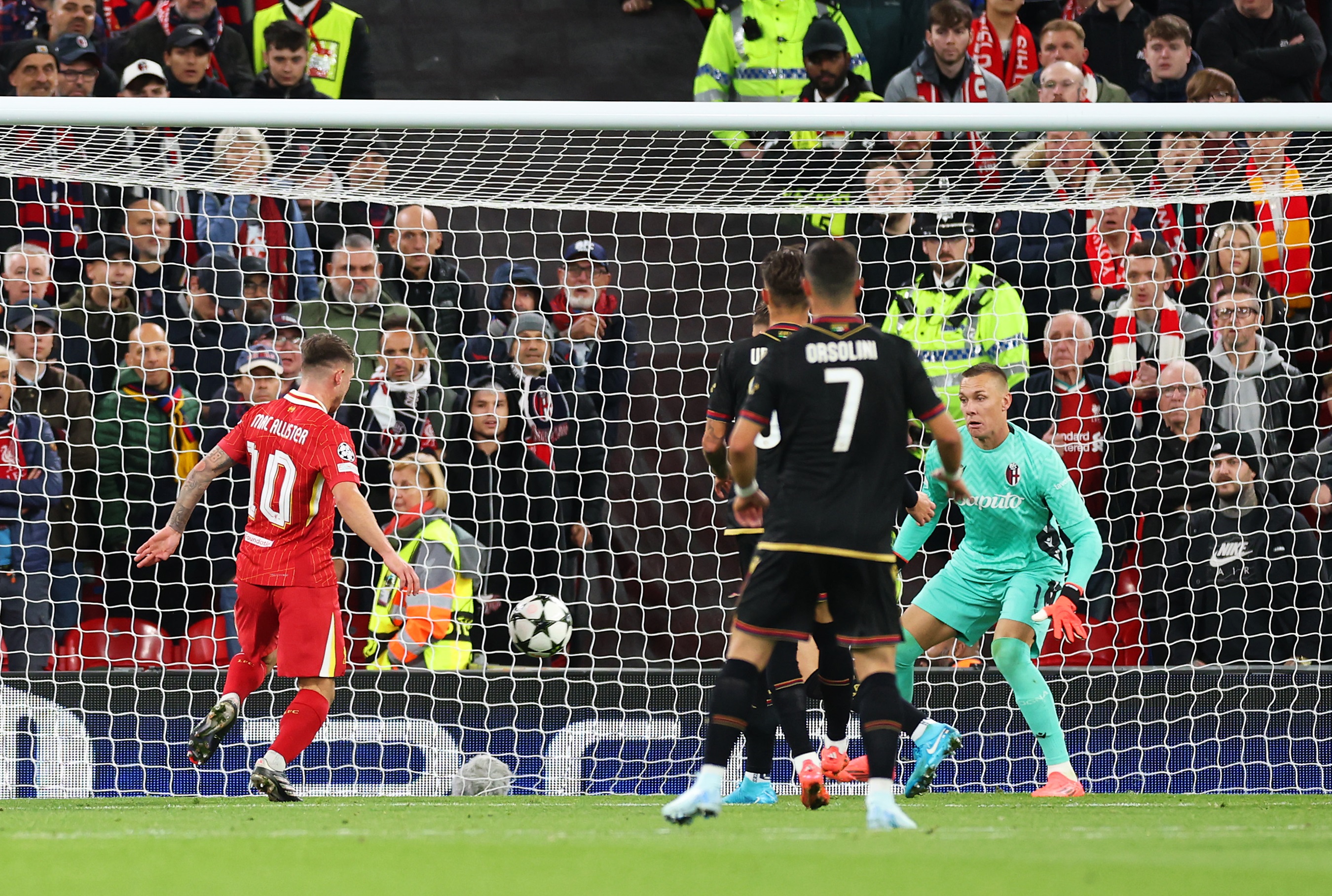 Steve McManaman loved the Liverpool team move leading up to Alexis Mac Allister's goal Steve McManaman loved the Liverpool team move leading up to Alexis Mac Allister's goal
