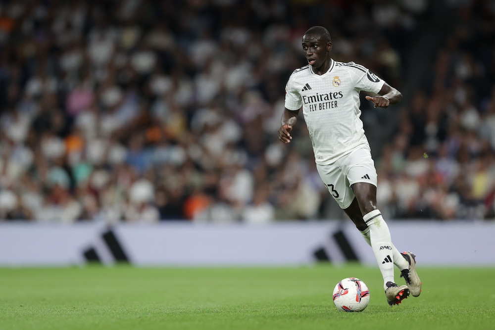 Carlo Ancelotti wants Real Madrid to sell Ferland Mendy.