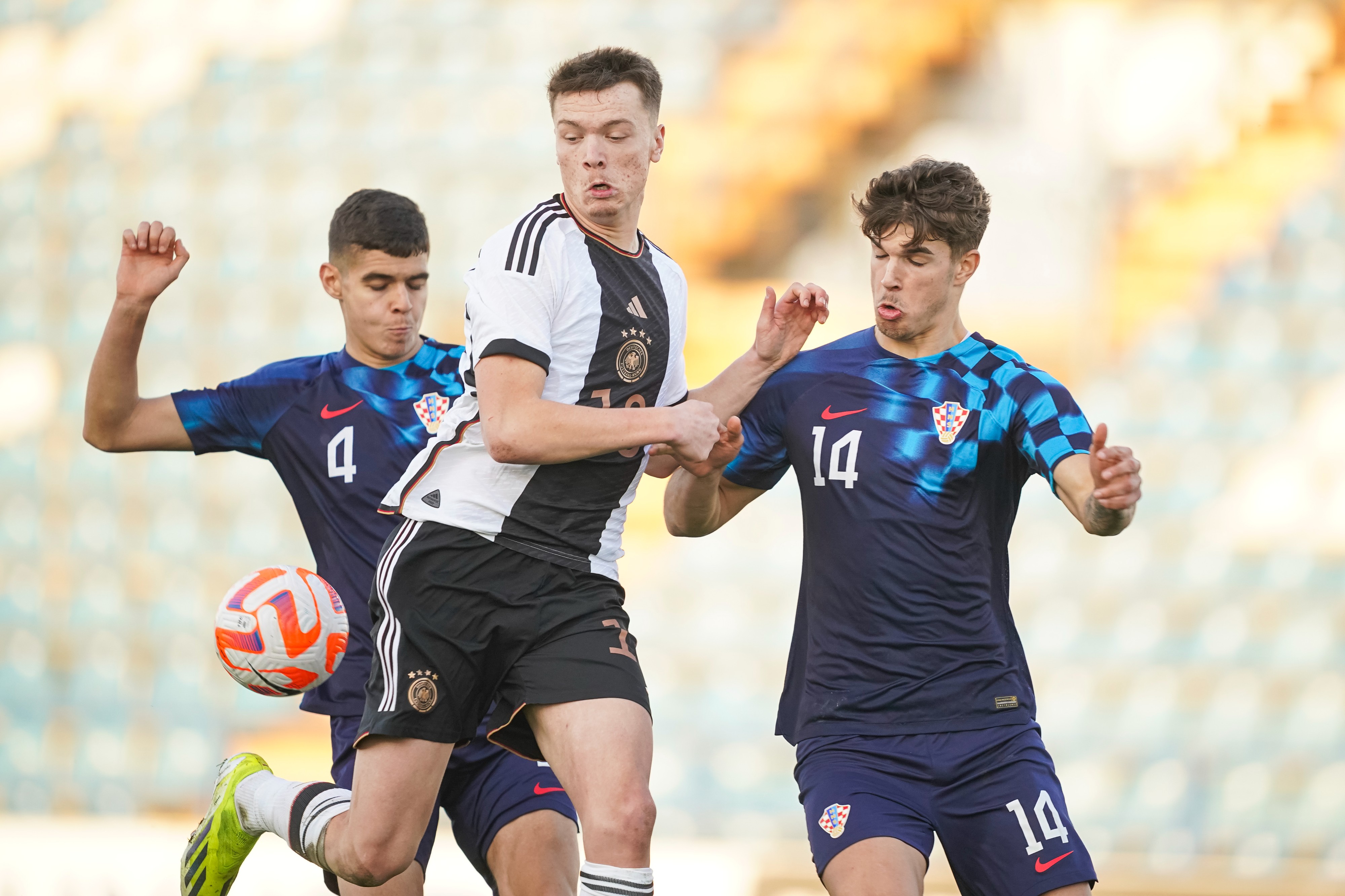 Spurs signing Luka Vuskovic in action for Croatia
