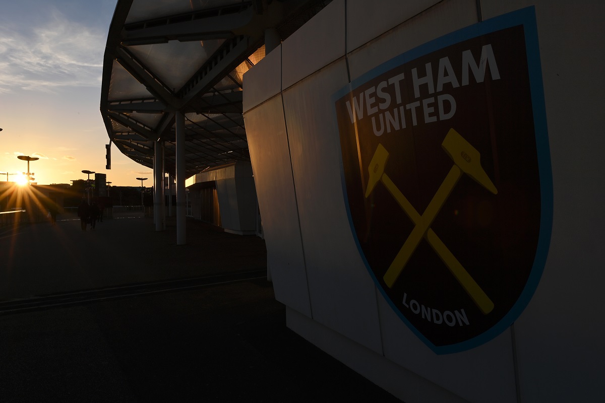 West Ham goalkeeper Alphonse Areola is criticised after recent dip in form