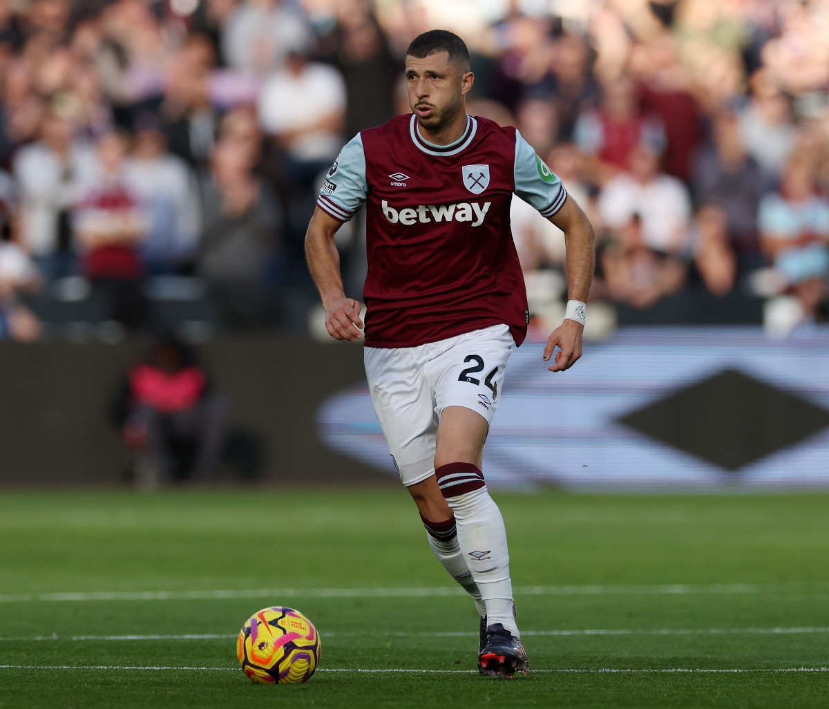 Guido Rodriguez in action for West Ham United