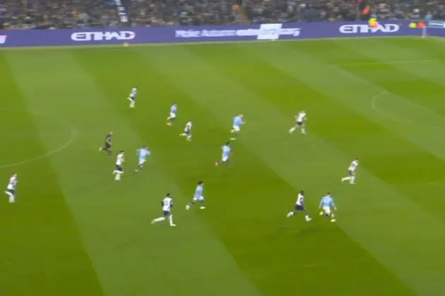 Tottenham's Yves Bissouma picks up quick yellow card