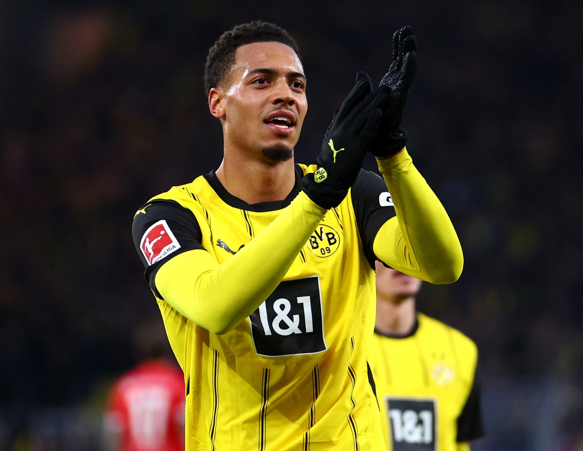Felix Nmecha celebrates a goal for Borussia Dortmund