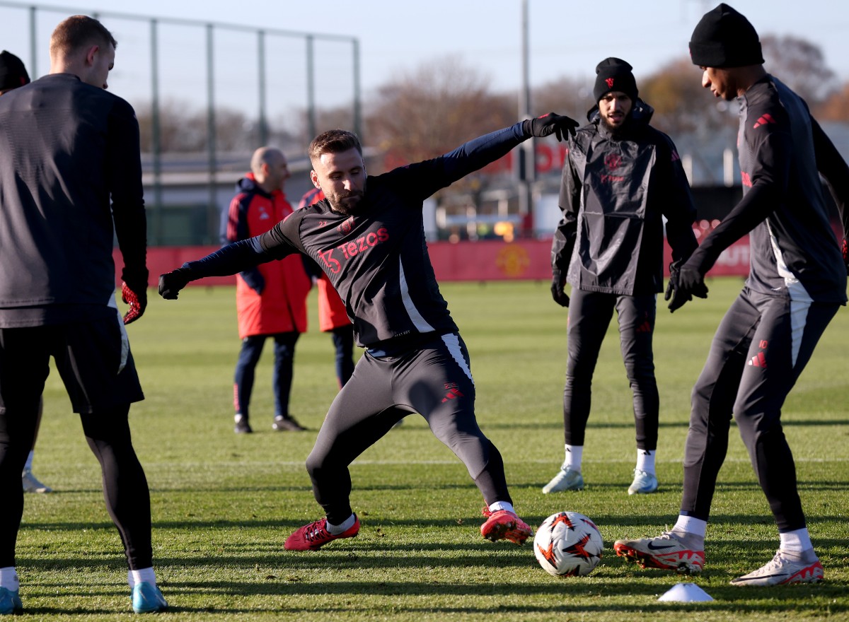 Luke Shaw in Manchester United training