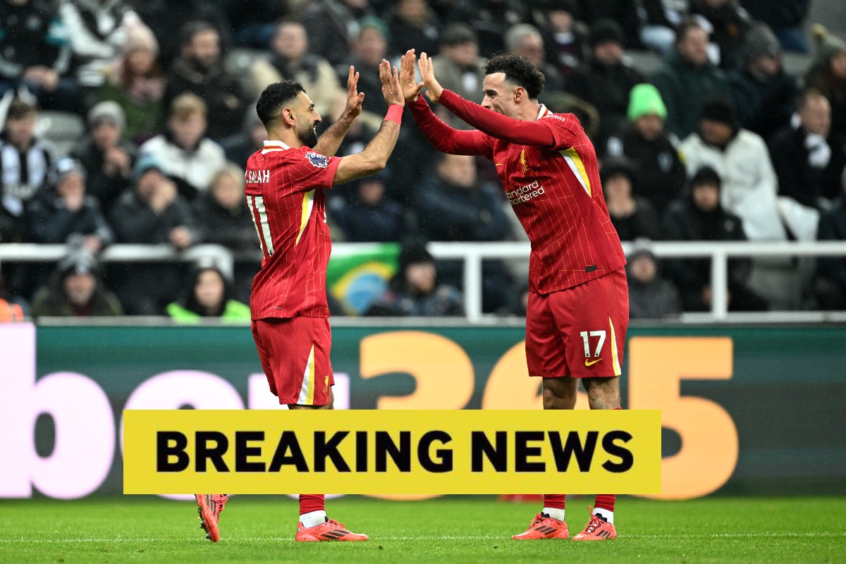 Mohamed Salah and Curtis Jones celebrate during Liverpool's draw with Newcastle