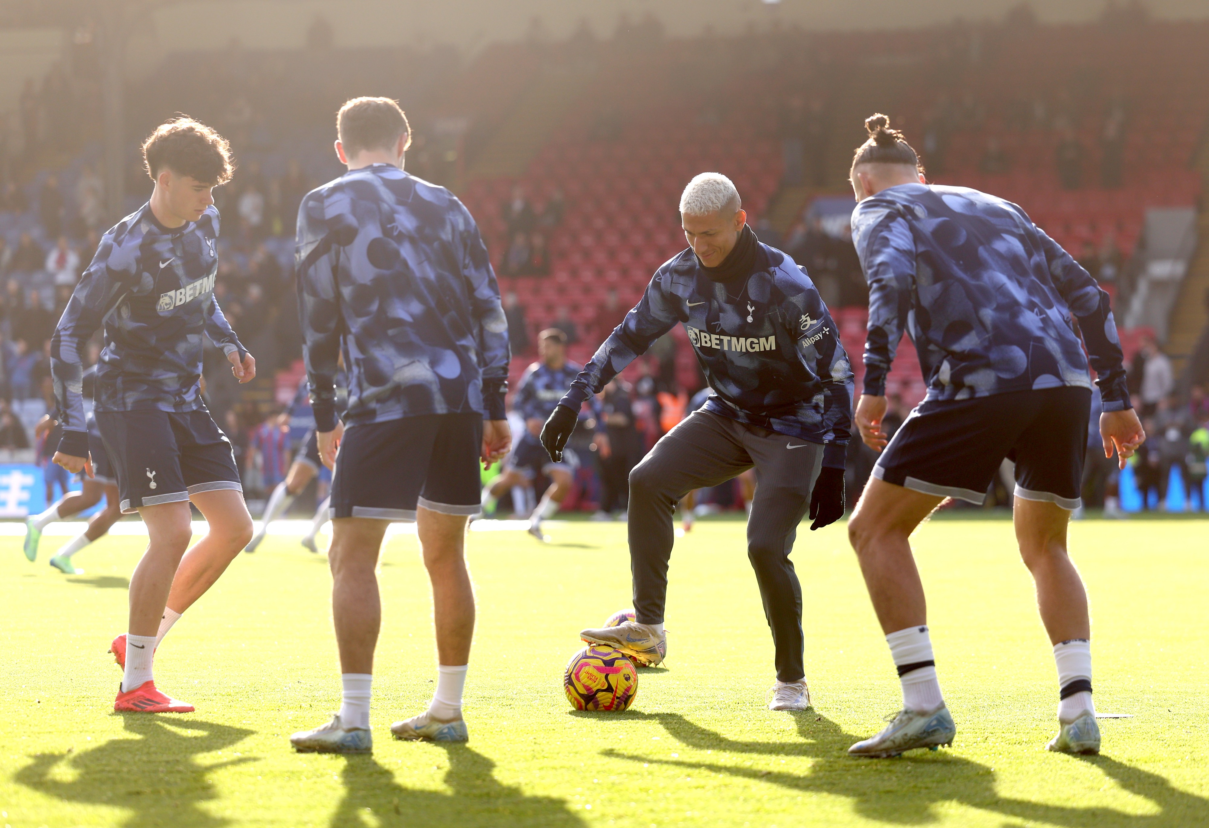 Richarlison of Tottenham Hotspur controls the ball
