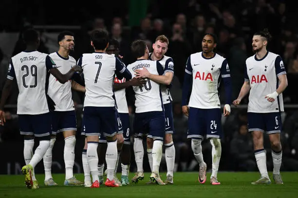 Tottenham players after beating Manchester United