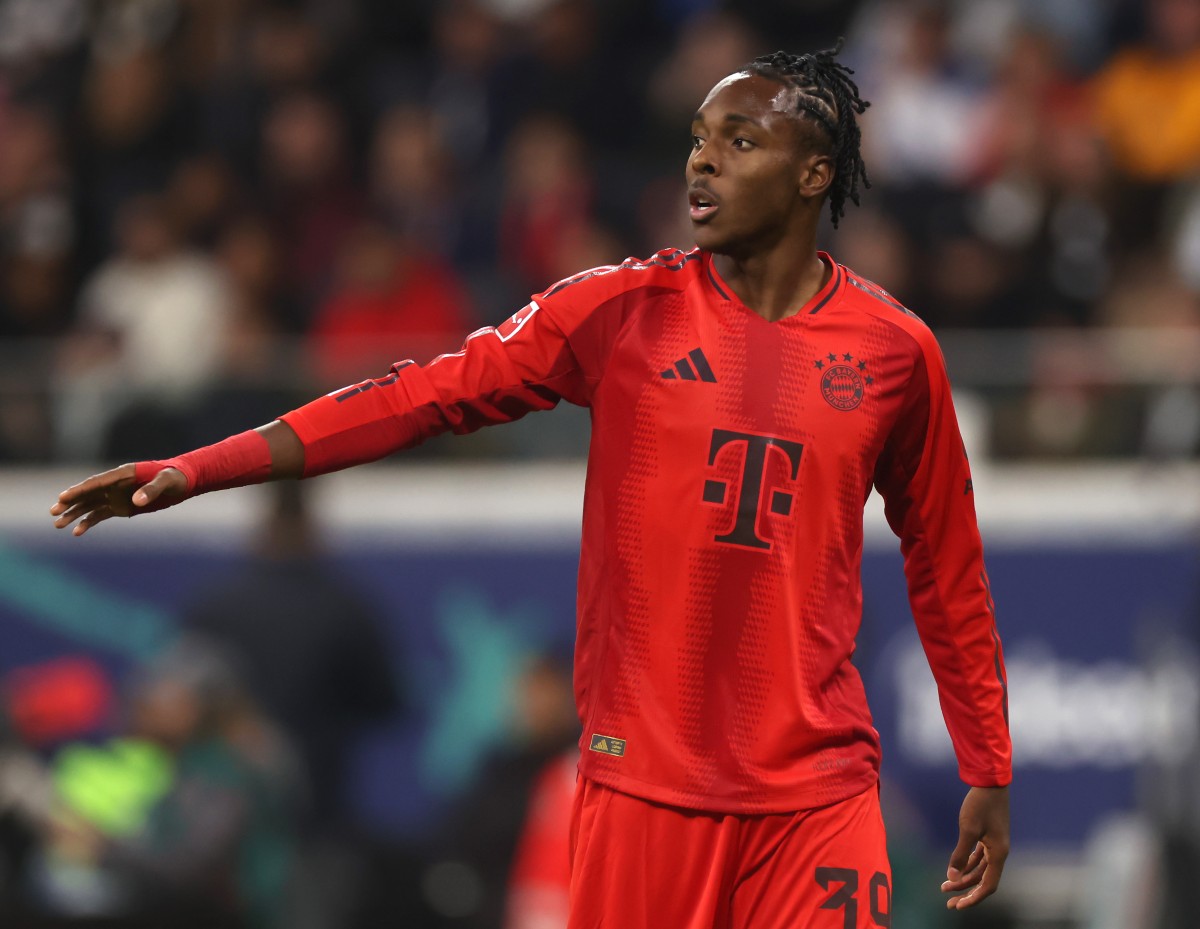 Arsenal target Mathys Tel in action for Bayern Munich