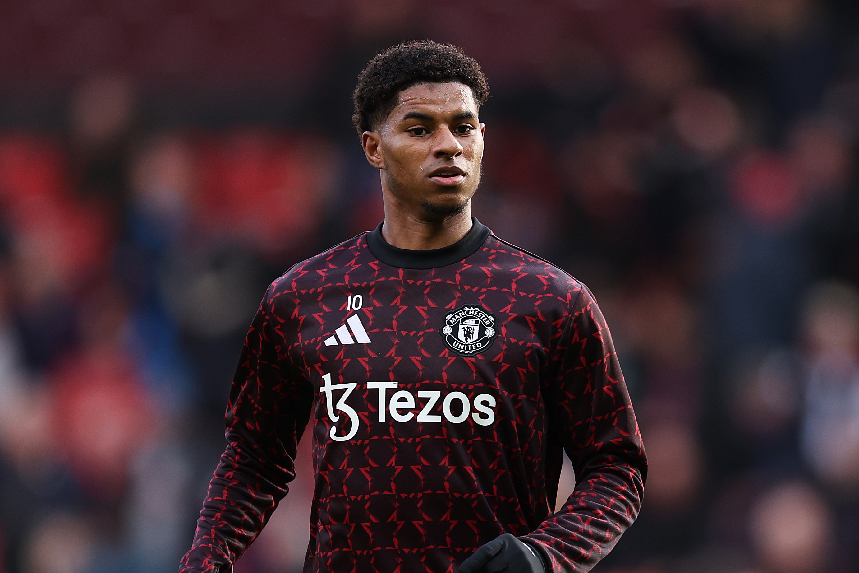 Marcus Rashford of Manchester United warms up