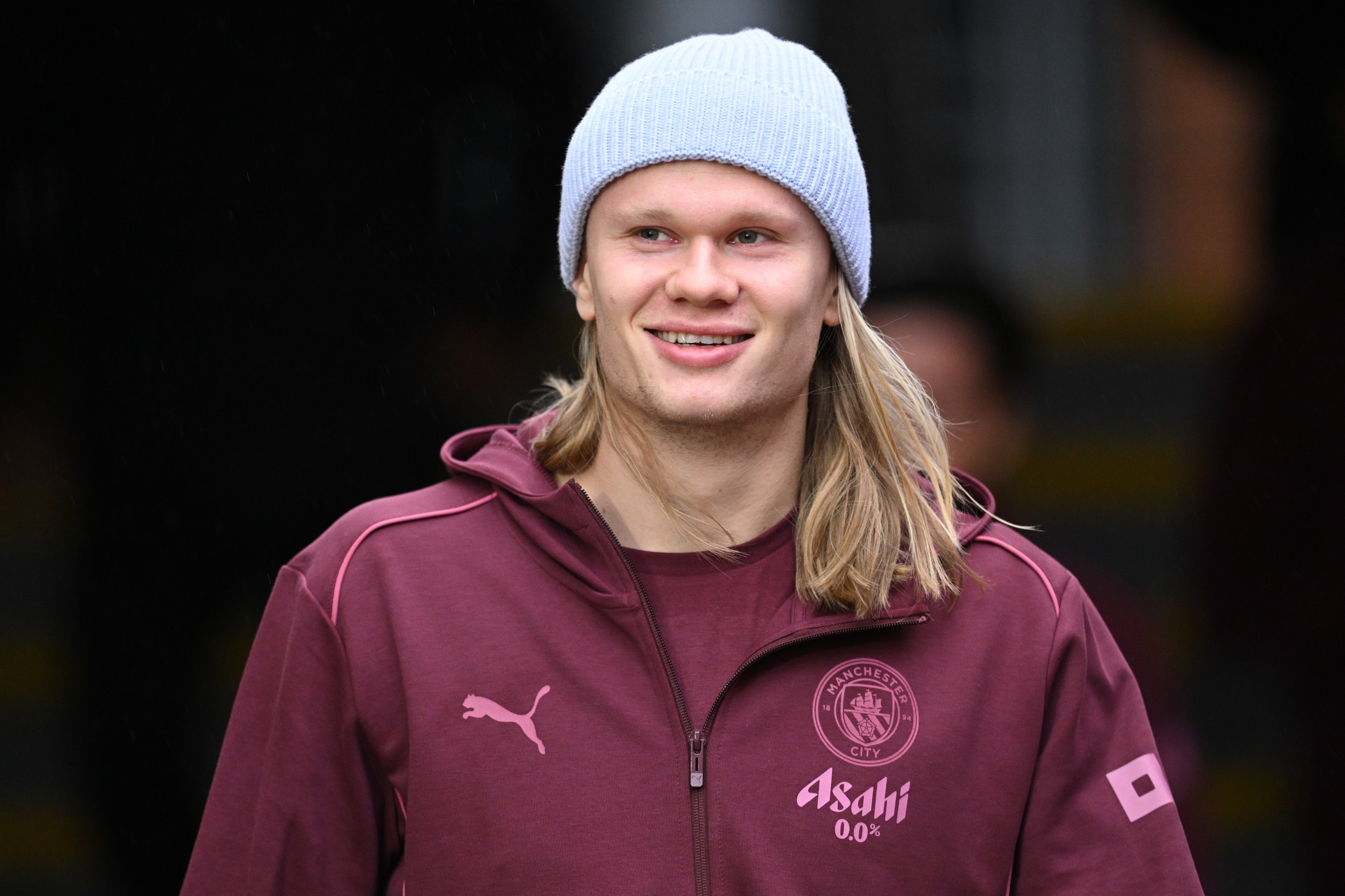 Erling Haaland of Manchester City arrives at the stadium