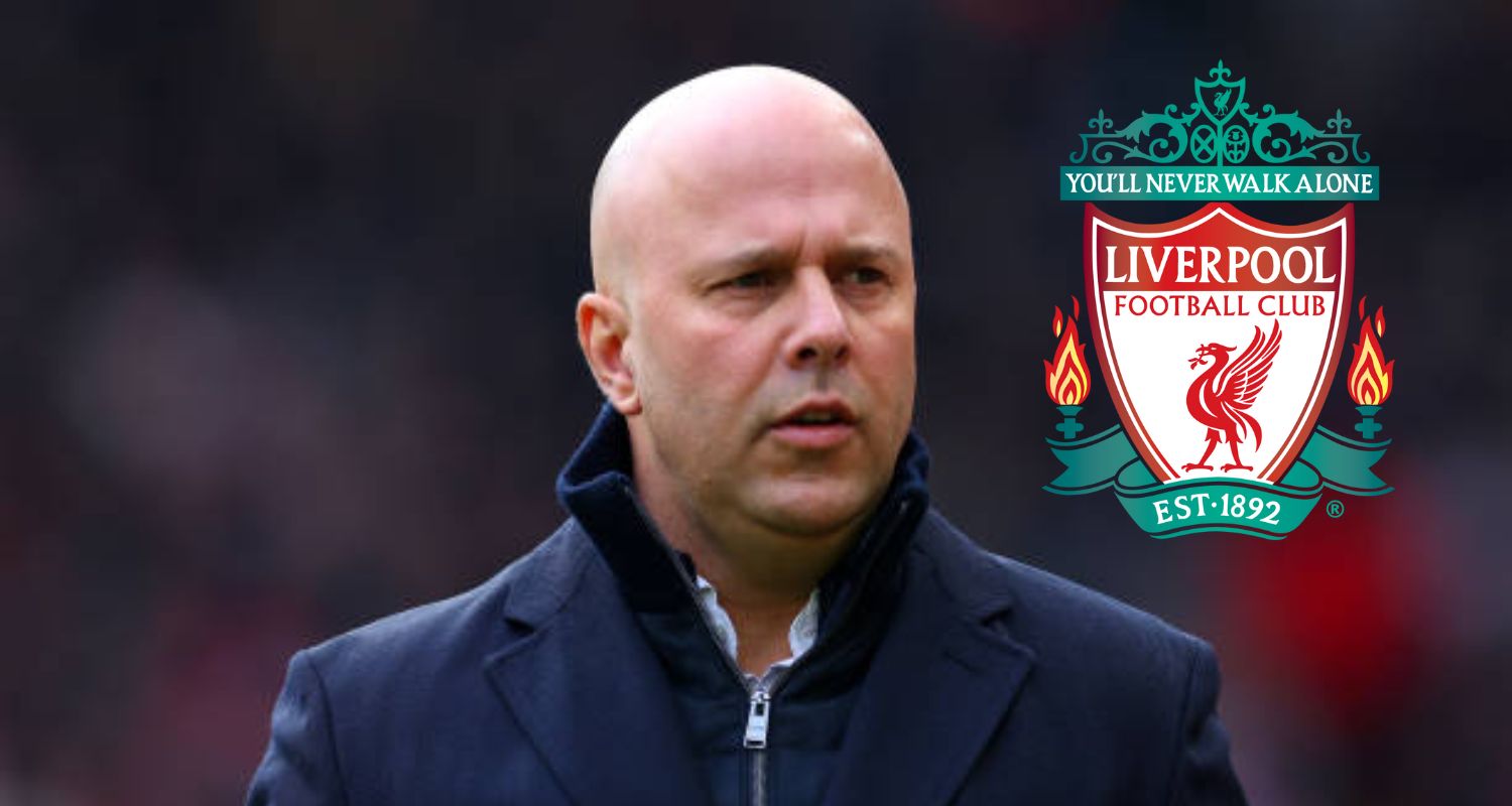 Arne Slot with the Liverpool badge
