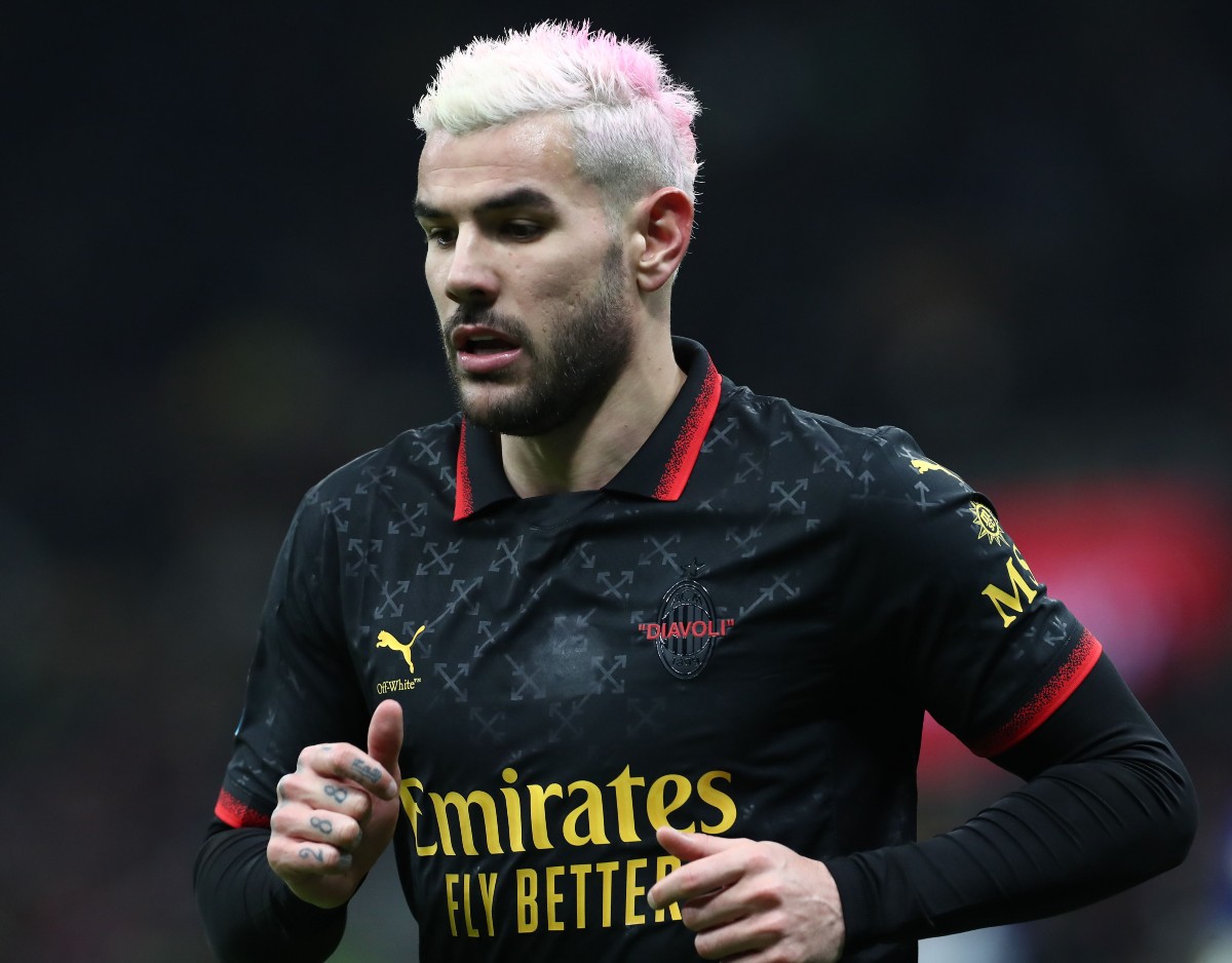Theo Hernandez in action for AC Milan