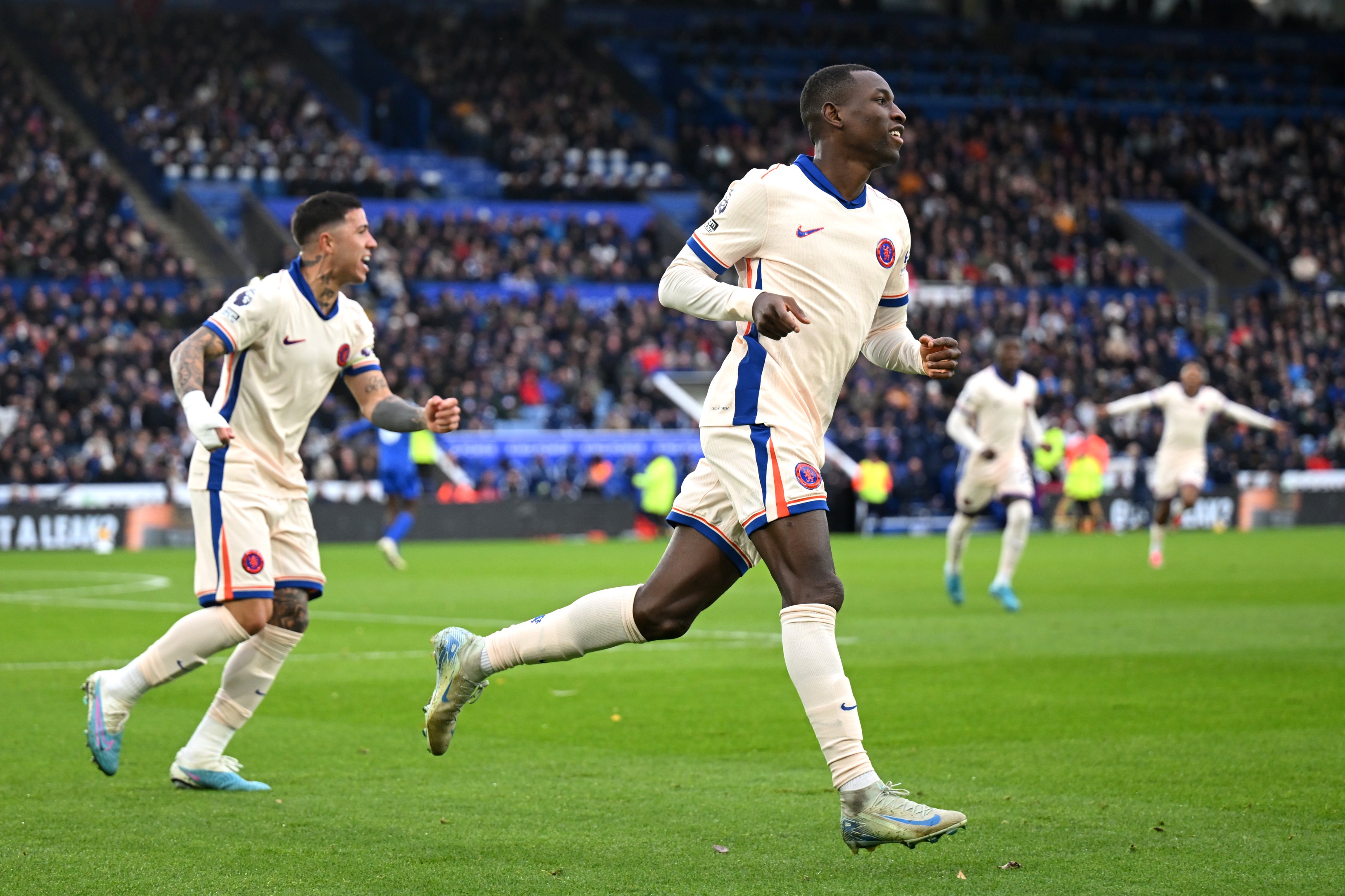Nicolas Jackson celebrates his goal