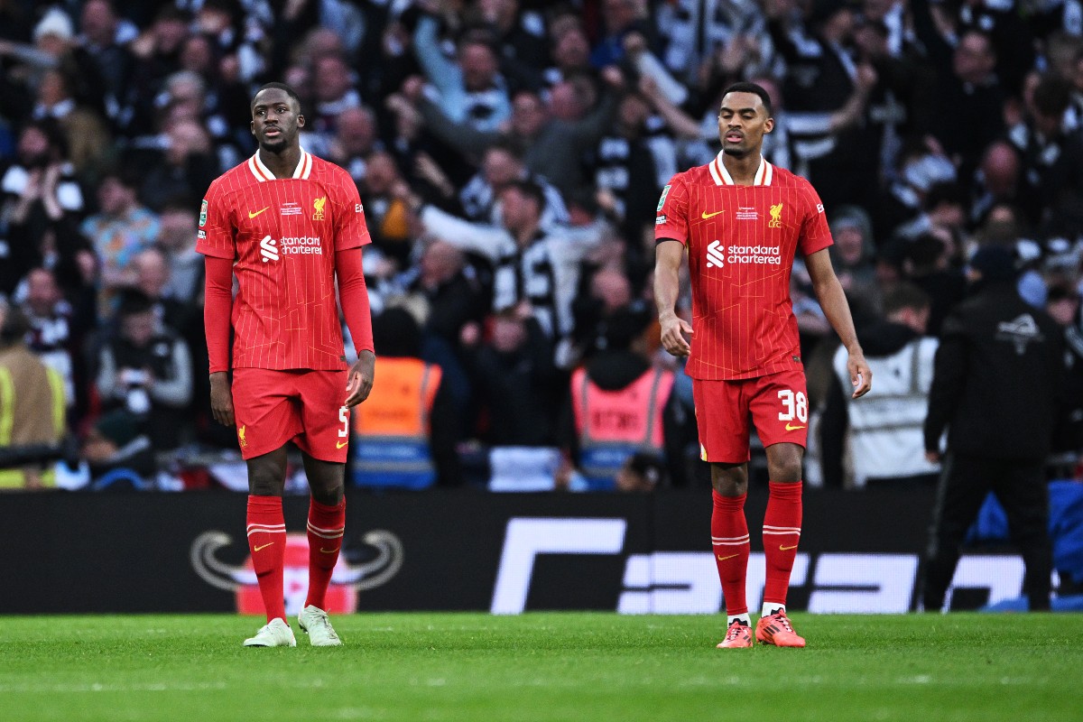 Ibrahima Konate and Ryan Gravenberch react during Liverpool vs Newcastle