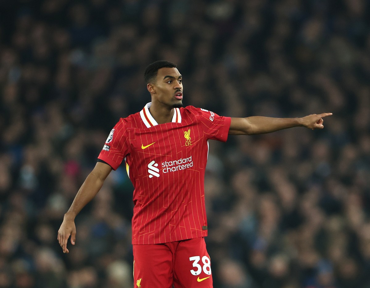 Liverpool midfielder Ryan Gravenberch in action