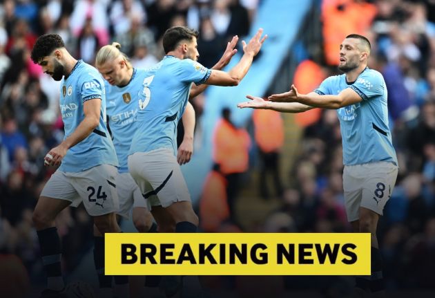 Mateo Kovacic celebrates with his Man City teammates
